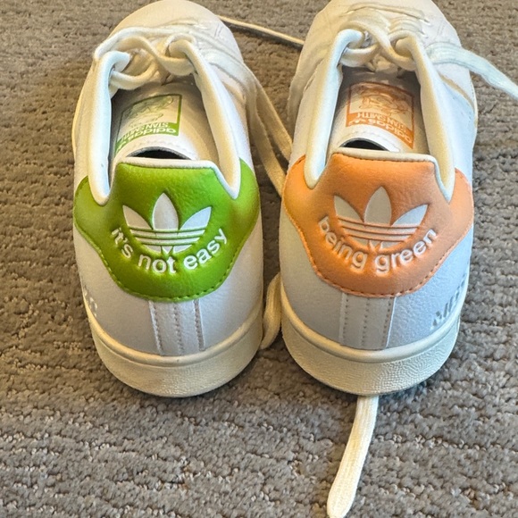 Adidas Stan Smith Kermit and Miss Piggy Sneakers - Picture 7 of 10